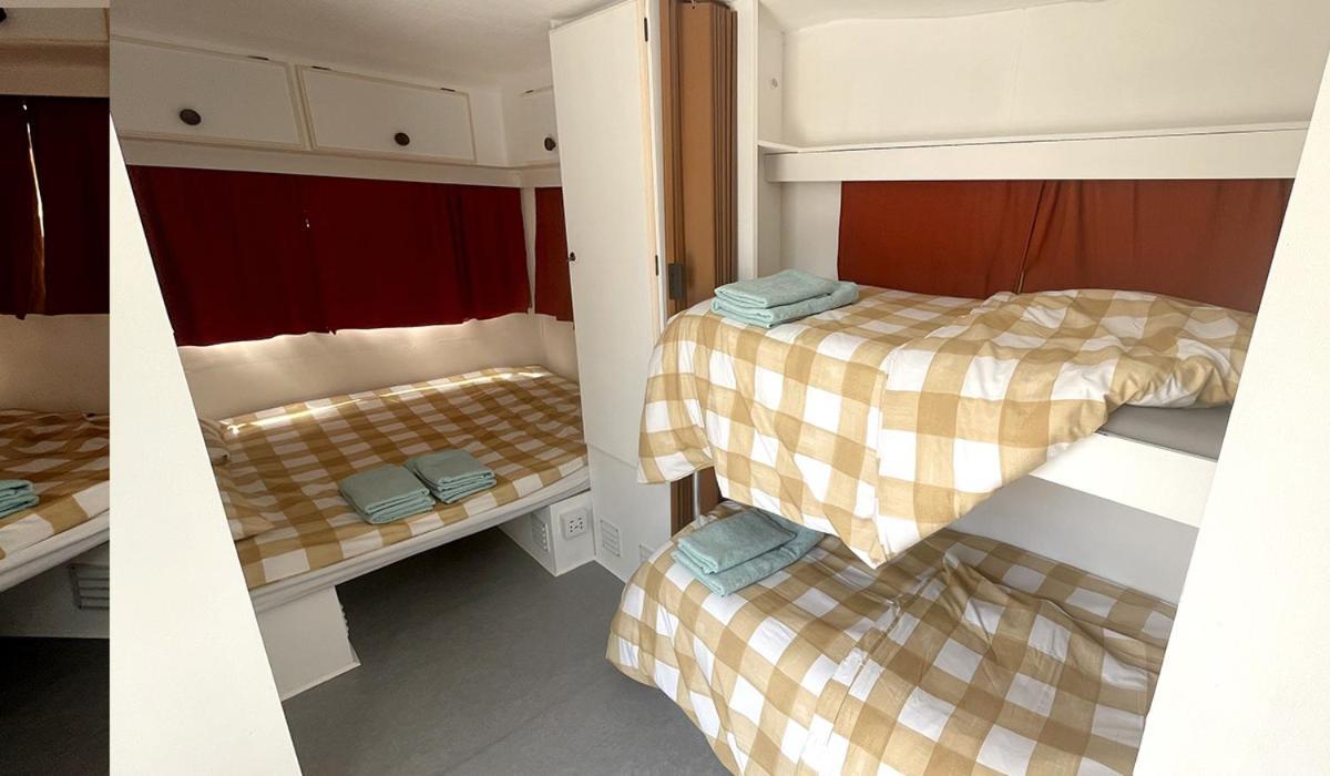 Vdb Lodge - Coworking Space - Work Relax & Sleep Sobreda Luaran gambar
